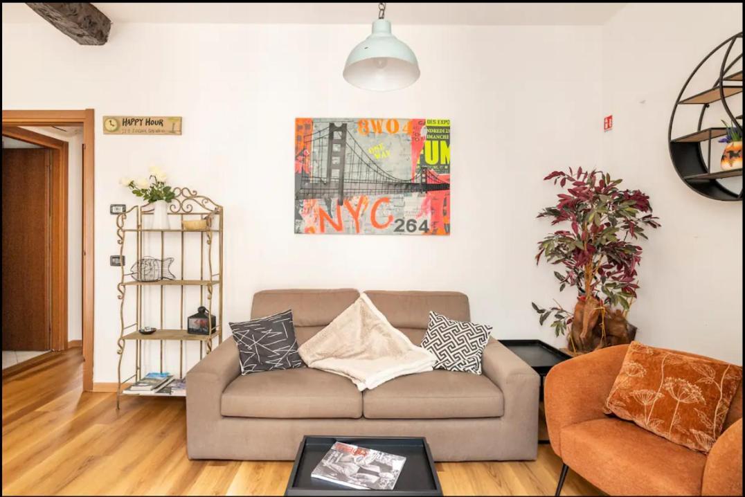 Piazza Volta Apartment Como Exteriör bild